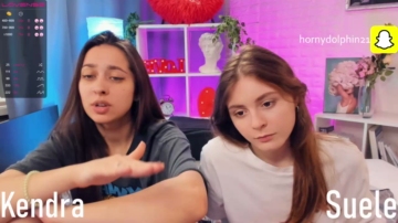 Huntertiana  24-08-2021 lesbian Couple